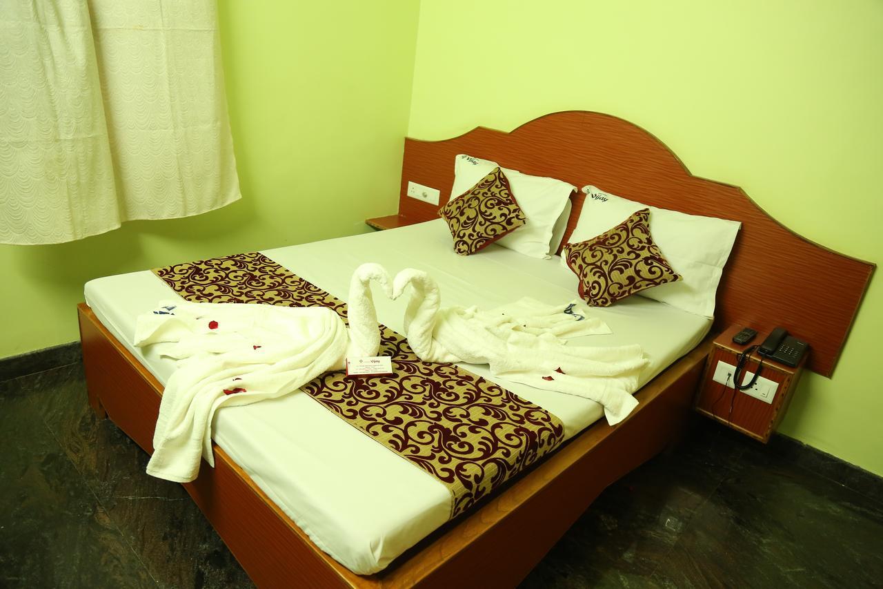 Hotel Vijay Pollāchi Exteriér fotografie